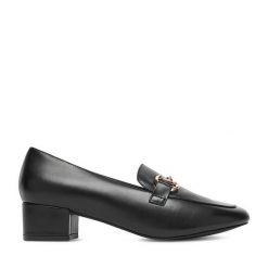 Półbuty Lasocki. Czarne półbuty damskie Lasocki, bez wzorów, bez obcasa, na obcasie, bez zapięcia. Za 229.99 zł.