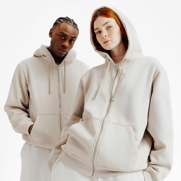 Bluza na suwak unisex Elementals. Brązowe bluzy damskie Decathlon, uniwersalny, bez wzorów, z bawełny, z kapturem. Za 199.99 zł.