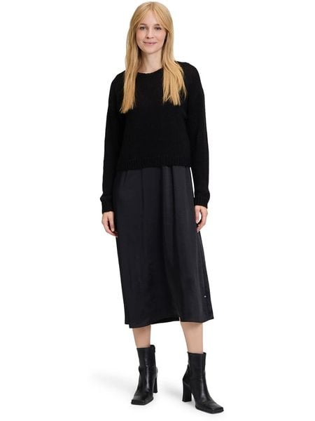 Vera Mont Sukienka w kolorze czarnym rozmiar: 46. Czarne sukienki damskie Vera Mont, bez wzorów, bez ramiączek. Za 171.68 zł.