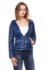 DAMSKA KURTKA PRZEJŚCIOWA WRANGLER PUFFER JACKET TWILIGHT BLUE W4112Y41F. Niebieskie kurtki damskie Wrangler, s, bez wzorów, bez kaptura. W wyprzedaży za 159.99 zł.
