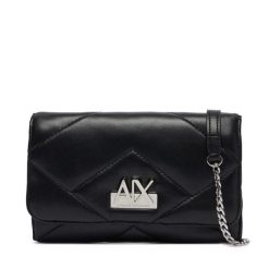 Torebka Armani Exchange. Czarne torebki wieczorowe damskie Armani Exchange, bez wzorów, bez dodatków. Za 454.99 zł.