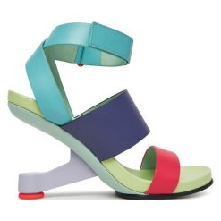 Sandały United Nude. Sandały damskie United Nude, bez wzorów, bez obcasa, na koturnie, bez zapięcia. Za 939.99 zł.