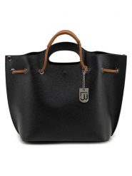 Lucca Baldi Skórzana torebka "Vigevano" w kolorze czarnym - 47 x 27 x 17 cm rozmiar: onesize. Czarne torebki klasyczne damskie Lucca Baldi, z materiału, przez ramię, bez dodatków. Za 391.99 zł.