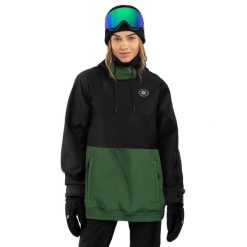 Damska kurtka snowboardowa Sporty zimowe Siroko W1-W Evergreen. Czarne kurtki sportowe damskie SIROKO, na zimę, bez wzorów, z softshellu, bez kaptura. W wyprzedaży za 296.00 zł.