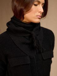 Perfect Cashmere Kaszmirowy szal "Condeixa" w kolorze czarnym - 103 x 49 cm rozmiar: onesize. Czarne szaliki damskie Perfect Cashmere, bez wzorów, z kaszmiru. Za 217.99 zł.