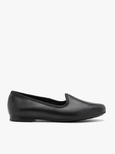 Czarne minimalistyczne mokasyny. Czarne mokasyny damskie Brawo sp. z o.o., bez obcasa. Za 299.99 zł.