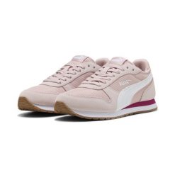 Sneakersy unisex ST MILER PUMA Mauve Mist White Berry Gum Pink. Białe obuwie sportowe damskie Puma, z zamszu, bez zapięcia, trekkingowe. W wyprzedaży za 209.00 zł.