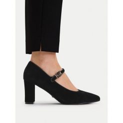 Czółenka MEXX. Czarne czółenka damskie Mexx, bez wzorów, bez obcasa. Za 349.99 zł.