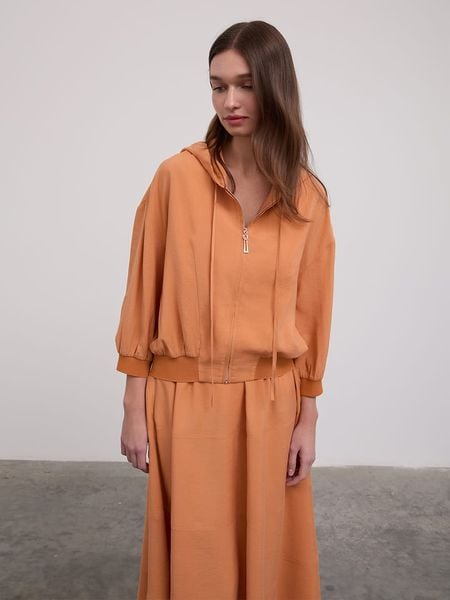 BGN Bluza w kolorze pomarańczowym rozmiar: 40. Pomarańczowe bluzy damskie BGN, bez wzorów, bez kaptura. Za 118.84 zł.