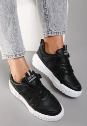 Czarne Sneakersy Phaeladia. Czarne obuwie sportowe damskie Renee, przed kostkę, bez zapięcia. Za 69.99 zł.