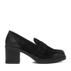 Półbuty Lasocki. Czarne czółenka damskie Lasocki, bez wzorów, bez obcasa, na obcasie. Za 229.99 zł.