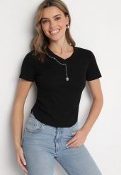 Czarny Bawełniany T-shirt Ozdobiony Marszczeniem i Łańcuszkiem Olitrea. Czarne t-shirty damskie Born2be, m, bez wzorów, z bawełny, bez kołnierzyka. Za 44.99 zł.
