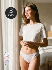 Bawełniane stringi typu tanga 3 pack - wielobarwny. Czerwone stringi Sinsay, bez wzorów, z bawełny. Za 22.99 zł.