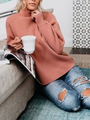 Milan Kiss Sweter w kolorze łososiowym rozmiar: S. Różowe golfy damskie Milan Kiss, s, bez wzorów, bez ramiączek. Za 191.88 zł.