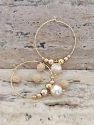 Atelier MIU Pozłacane kolczyki-kreole rozmiar: onesize. Żółte kolczyki damskie atelier MIU, z perłą, pozłacane. Za 43.68 zł.