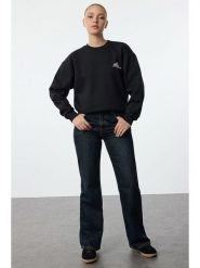 Trendyol Bluza w kolorze czarnym rozmiar: L. Czarne bluzy damskie Trendyol, l, bez wzorów, z bawełny, bez kaptura. Za 65.85 zł.