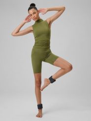 4F Legginsy kolarki do jogi damskie - oliwkowe L. Brązowe legginsy damskie 4F, l, bez wzorów, z włókna, z podwyższonym stanem, na fitness i siłownię. Za 129.99 zł.