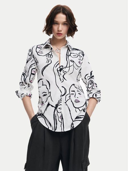Desigual Koszula Faces 24WWCW34 Biały Regular Fit. Białe koszule damskie Desigual, s, bez wzorów, z bawełny, bez kołnierzyka, bez ramiączek. Za 189.99 zł.