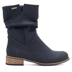 Botki Clara Barson. Niebieskie botki damskie Clara Barson, bez obcasa, na płaskiej podeszwie, bez zapięcia. Za 139.99 zł.