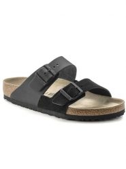 Birkenstock Klapki "Arizona Split" w kolorze czarnym rozmiar: 38. Czarne klapki damskie Birkenstock, bez wzorów, z otwartym noskiem, bez obcasa, bez zapięcia. Za 434.85 zł.