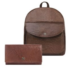 Portfel damski skórzany T-09-BR plecaczek damski miejski brązowy T-18-PBR zestaw prezentowy Paolo Peruzzi ZUP-108-BR. Brązowe portfele damskie PAOLO PERUZZI, bez wzorów, ze skóry. Za 339.00 zł.