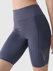 4F Szorty sportowe w kolorze granatowym rozmiar: XS. Niebieskie spodenki sportowe damskie 4F, xs, bez wzorów, z materiału, outdoorowe. Za 83.42 zł.