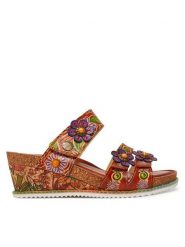 Laura Vita Klapki Bonito 19 Bordowy. Czerwone klapki damskie LAURA VITA, bez wzorów, ze skóry, bez obcasa, bez zapięcia. Za 279.99 zł.