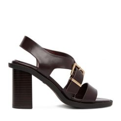 Sandały JENNY. Czerwone sandały damskie Jenny, bez wzorów, bez obcasa, na słupku, bez zapięcia. Za 139.99 zł.