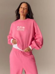 Bluza dresowa loose bez kaptura damska 4F 4FRSS26TSWSF2832. Czerwone bluzy damskie 4F, s, bez wzorów, z bawełny, bez kaptura. Za 114.99 zł.