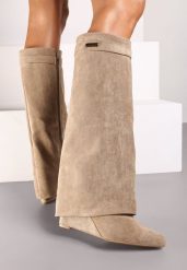 Ciemnobeżowe Kozaki z Wywiniętą Cholewką na Koturnie Turade. Brązowe kozaki damskie Renee, bez obcasa, na koturnie, bez zapięcia. Za 149.99 zł.
