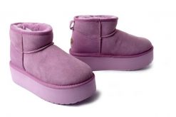 EMU AUSTRALIA W13082 Stinger Micro Flatform mauve mist, botki damskie. Fioletowe botki damskie EMU Australia, na zimę, ze skóry, bez obcasa, bez zapięcia. Za 699.90 zł.