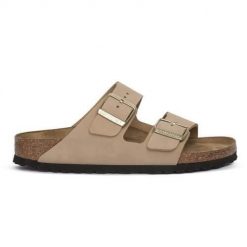 Klapki damskie Birkenstock Arizona. Brązowe klapki damskie Birkenstock, bez wzorów, z materiału, bez obcasa, bez zapięcia. Za 876.00 zł.
