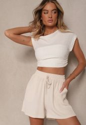 Jasnobeżowe Szorty z Wiskozą High Waist Ozdobione Wiązaniem Milareia. Brązowe spodenki sportowe damskie Renee, l, z aplikacjami, z wiskozy, z podwyższonym stanem, trekkingowe. Za 39.99 zł.
