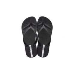 Japonki damskie Ipanema Mesh Chic Plat. Czarne klapki damskie Ipanema, bez wzorów, z gumy, bez obcasa, bez zapięcia. Za 159.99 zł.