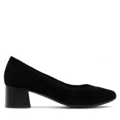 Czółenka Lasocki. Czarne czółenka damskie Lasocki, bez wzorów, bez obcasa. Za 199.99 zł.