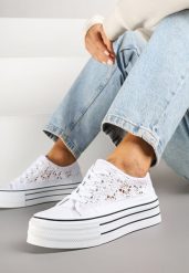 Białe Ażurowe Trampki na Platformie Felenna. Białe trampki damskie Renee, w ażurowe wzory, bez zapięcia. Za 59.99 zł.
