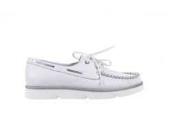 Mokasyny Bayla-099 00760 Biały SOV 71, Skóra naturalna - 36. Białe mokasyny damskie Bayla, z materiału, bez obcasa. W wyprzedaży za 89.10 zł.