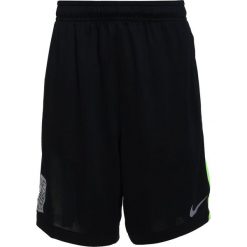 Nike Performance DRY SHORT Krótkie spodenki sportowe black/volt/silver. Czarne spodenki chłopięce Nike Performance, z materiału. Za 139.00 zł.
