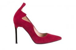 Szpilki Bayla-097 Z7067-839 Bordo, Skóra naturalna - 36. Czerwone szpilki damskie Bayla, bez wzorów, z materiału, bez obcasa, na obcasie, bez zapięcia. W wyprzedaży za 89.10 zł.