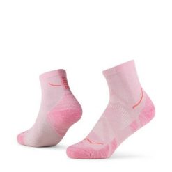 Skarpety BUFF Dryflx Quarter. Czerwone skarpetki damskie Buff, bez wzorów, z elastanu. Za 94.99 zł.