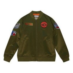 Satynowa kurtka New York Knicks Flight NBA. Zielone kurtki damskie Mitchell & Ness, uniwersalny, bez wzorów, z satyny, bez kaptura. Za 641.50 zł.