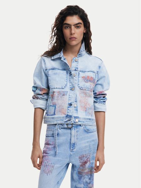 Desigual Kurtka jeansowa Los Angeles 25SWED03 Niebieski Regular Fit. Niebieskie kurtki damskie Desigual, xs, bez wzorów, z bawełny, bez kaptura. Za 319.99 zł.