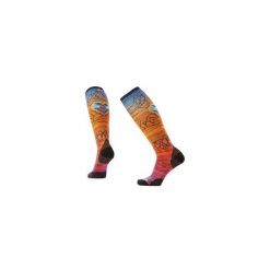 Skarpety narciarskie unisex Ski Zero Cushion Geo Peaks Print Otc. Czerwone skarpetki damskie Smartwool, bez wzorów, z wełny. Za 139.99 zł.