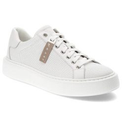 Białe Sneakersy Nessi Modne Półbuty Damskie. Białe obuwie sportowe damskie Nessi, na wiosnę, ze skóry, bez zapięcia. Za 479.00 zł.