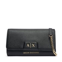 Torebka Armani Exchange. Czarne torebki wieczorowe damskie Armani Exchange, bez wzorów, bez dodatków. Za 429.99 zł.