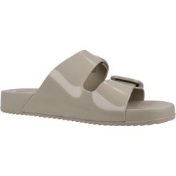 Sandały IGOR S10334 Jasnobrązowy. Brązowe sandały damskie IGOR, bez wzorów, z gumy, bez obcasa, bez zapięcia. Za 170.99 zł.