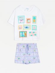 Bawełniana piżama dwuczęściowa z nadrukiem Stitch - biały. Białe piżamy damskie Sinsay, bez wzorów, z bawełny, bez ramiączek. Za 49.99 zł.