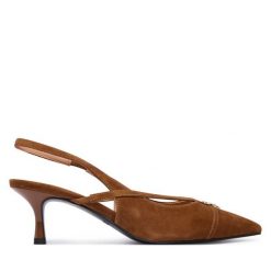 Czółenka LOVE MOSCHINO. Brązowe czółenka damskie Love Moschino, bez wzorów, bez obcasa. Za 1,059.00 zł.
