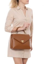 Lia Biassoni Skórzana torebka "Valsesia" w kolorze jasnobrązowym - 26 x 23 x 8 cm rozmiar: onesize. Brązowe torebki klasyczne damskie Lia Biassoni, z materiału, bez dodatków. Za 304.99 zł.