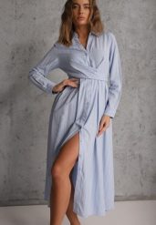 Niebieska Wiskozowa Sukienka o Koszulowym Kroju z Marszczoną Talią Abilera. Niebieskie sukienki damskie Renee, bez wzorów, z wiskozy, eleganckie, bez ramiączek. Za 149.99 zł.